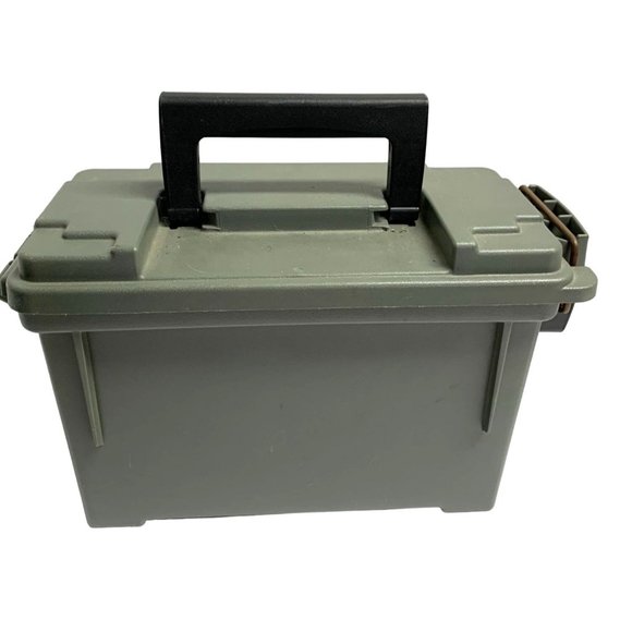 Plano Field Box Hold 6 8 boxes ammo Durable Lockable Water Resistant 0 ring seal - Picture 3 of 5